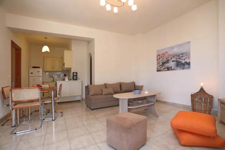 Skopelos Chara'S Lux Apartment Esterno foto