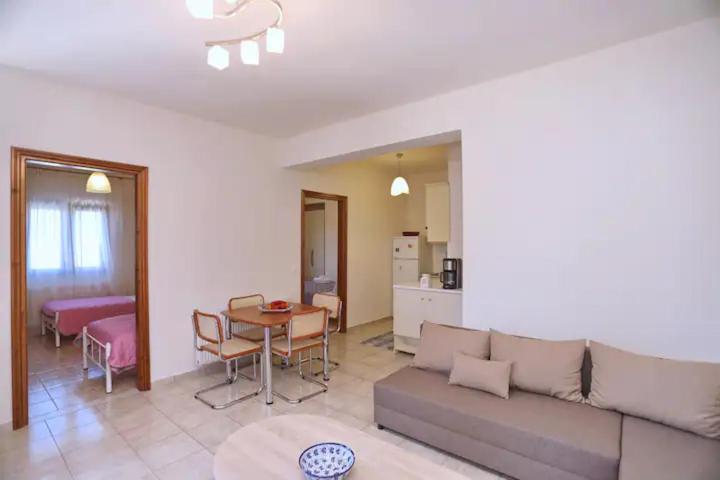 Skopelos Chara'S Lux Apartment Esterno foto