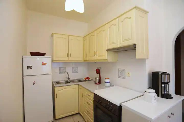 Skopelos Chara'S Lux Apartment Esterno foto