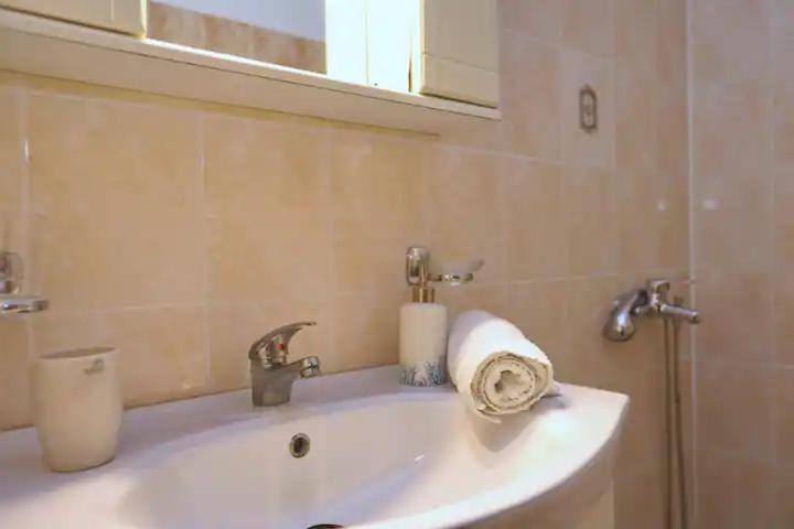 Skopelos Chara'S Lux Apartment Esterno foto